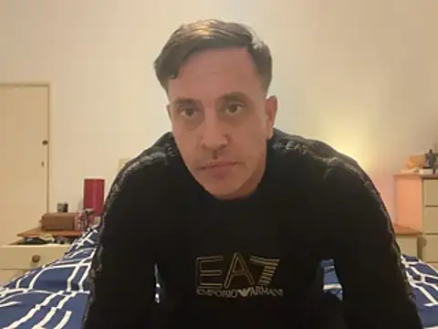 Snapshot of malcolm2334 chatting on 04/03/26, 06:39 malcolm2334 online show from 04/03/26, 06:39