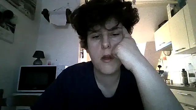 OIseauNoir88 online show from 02/03/26, 07:02