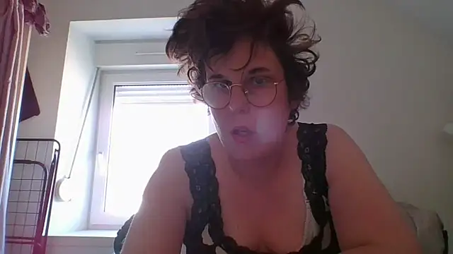 OIseauNoir88 online show from 03/25/26, 02:56