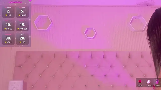 JazminRusso  online show from 02/17/26, 05:37