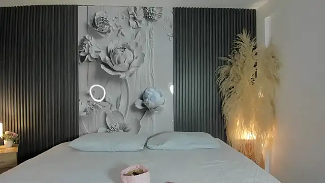 JazminRusso  online show from 04/07/26, 04:57