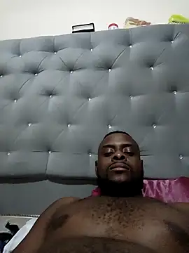 Snapshot of Tuverdugo12 chatting on 02/19/26, 03:24 Tuverdugo12 online show from 02/19/26, 03:24