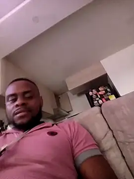 Snapshot of Tuverdugo12 chatting on 03/01/26, 11:18 Tuverdugo12 online show from 03/01/26, 11:18