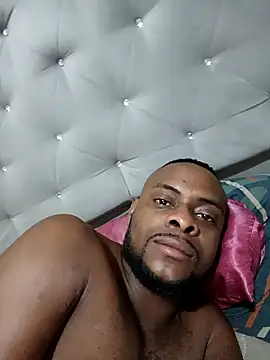 Snapshot of Tuverdugo12 chatting on 03/28/26, 03:22 Tuverdugo12 online show from 03/28/26, 03:22