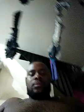 Snapshot of Tuverdugo12 chatting on 04/10/26, 04:06 Tuverdugo12 online show from 04/10/26, 04:06