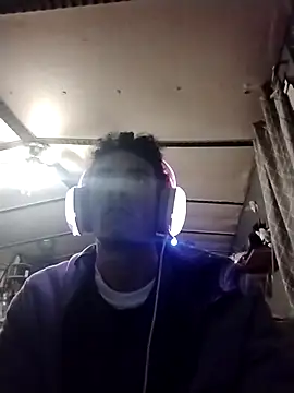 Snapshot of spooky425hd chatting on 02/12/26, 11:11 spooky425hd online show from 02/12/26, 11:11