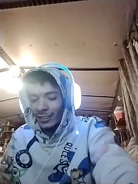 Snapshot of spooky425hd chatting on 02/27/26, 10:15 spooky425hd online show from 02/27/26, 10:15