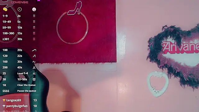 isabella vogue online show from 02/13/26, 11:28