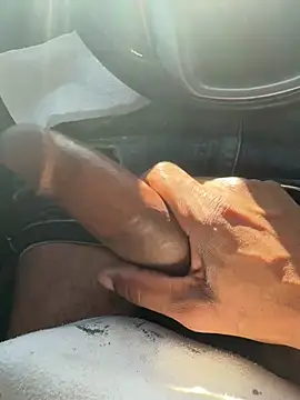 Snapshot of BIG11ONDECK chatting on 02/18/26, 04:47 BIG11ONDECK online show from 02/18/26, 04:47