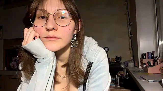 Snapshot of Miaaa_Moon chatting on 02/03/26, 02:22 Miaaa Moon online show from 02/03/26, 02:22