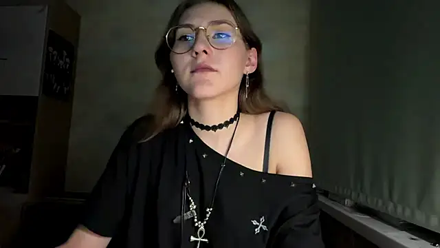 Miaaa Moon online show from 07/16/26, 08:15