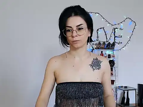 emacandy online show from 03/25/26, 06:08