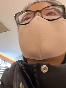 xinxin201201 online show from 03/29/26, 06:57