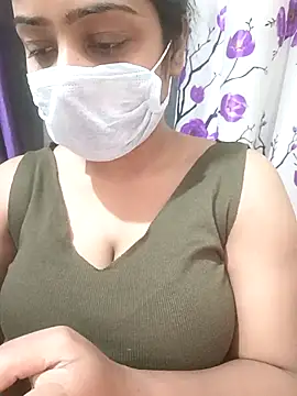 MidnightVibes  online show from 03/18/26, 05:49