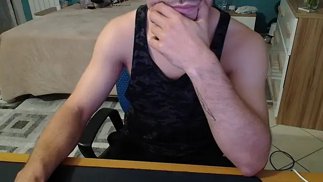 Snapshot of alessand180521 chatting on 02/01/26, 02:26 alessand180521 online show from 02/01/26, 02:26