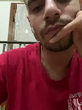 Snapshot of alessand180521 chatting on 02/13/26, 06:48 alessand180521 online show from 02/13/26, 06:48