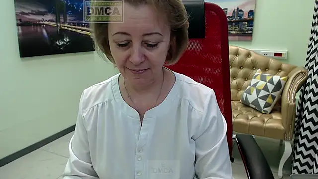 Snapshot of MONA_W chatting on 02/20/26, 11:32 MONA W online show from 02/20/26, 11:32