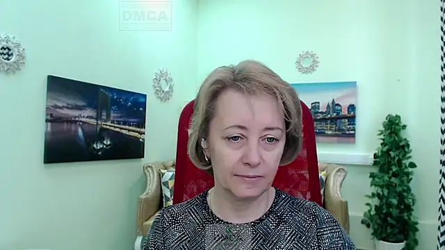 MONA W online show from 04/08/26, 11:10