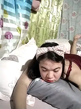 Zyramae 25 online show from 02/13/26, 07:32