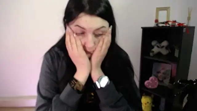 Snapshot of TurnMe_On chatting on 02/13/26, 01:07 TurnMe On online show from 02/13/26, 01:07