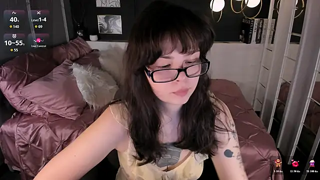 Maykinkya online show from 04/26/26, 02:04