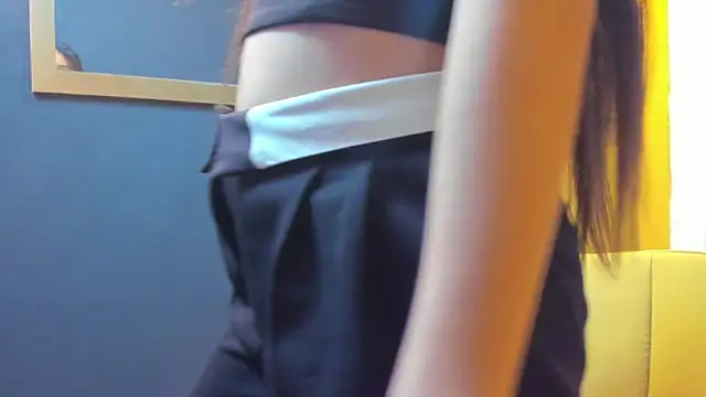 Vaiolletcooper online show from 03/26/26, 03:50