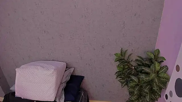 lil miia online show from 03/11/26, 07:09