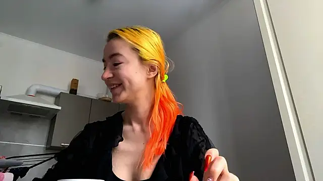 EmilyHein online show from 02/16/26, 06:09