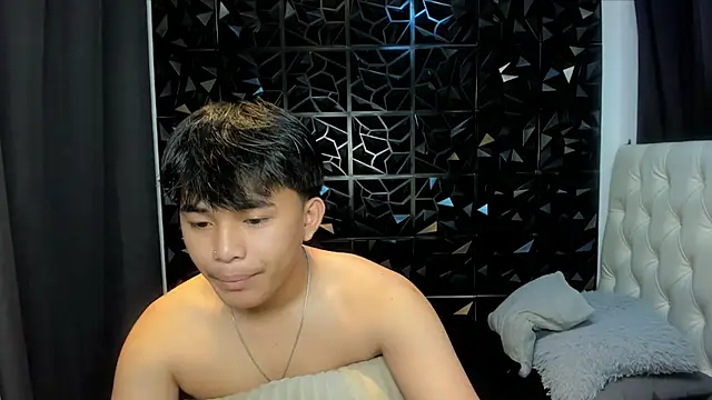 xlovercutietwink online show from 04/06/26, 04:32