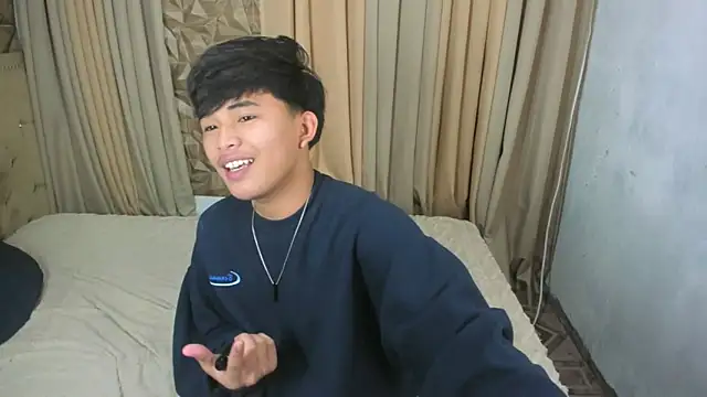 xlovercutietwink online show from 04/14/26, 04:35