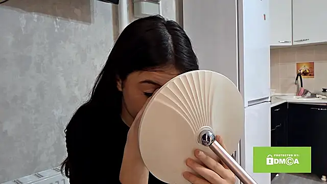 Snapshot of ZyntraLoom chatting on 02/23/26, 10:45 ZyntraLoom online show from 02/23/26, 10:45