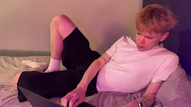 Kevin bucks online show from 03/22/26, 03:04