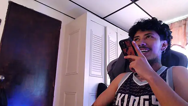 D3v1L88 online show from 04/08/26, 07:58