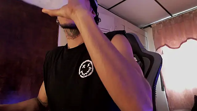 D3v1L88 online show from 04/16/26, 09:39