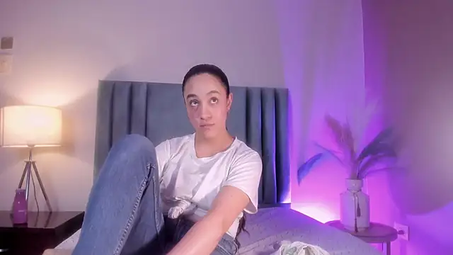 CelesteQueeen online show from 04/15/26, 07:58