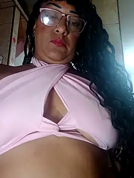 Snapshot of SabrinaColin chatting on 03/02/26, 12:13 SabrinaColin online show from 03/02/26, 12:13