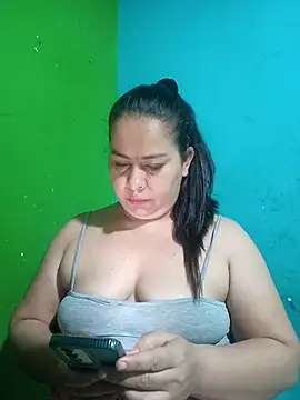 Snapshot of Diana_006 chatting on 02/26/26, 02:10 Diana 006 online show from 02/26/26, 02:10