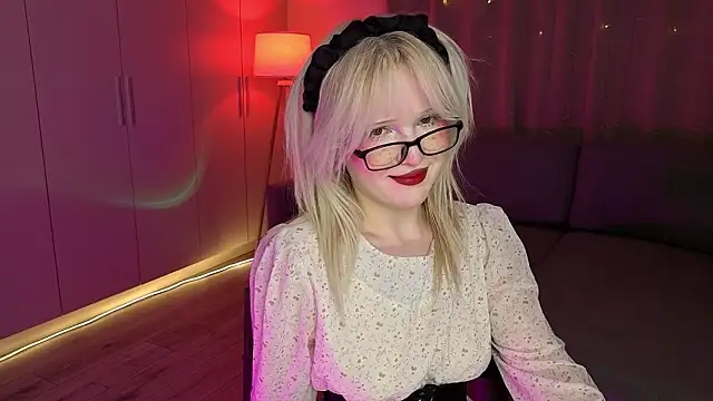 Mary Piersen online show from 03/02/26, 05:19