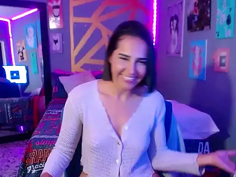 Evelyn lovers  online show from 04/16/26, 02:56