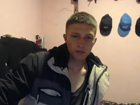 Snapshot of Cronos_Hot_8 chatting on 02/05/26, 11:04 Cronos Hot 8 online show from 02/05/26, 11:04