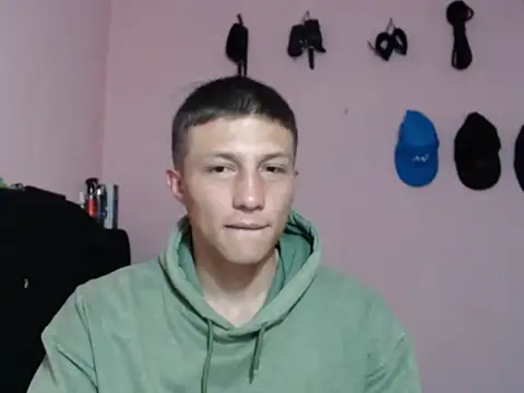 Snapshot of Cronos_Hot_8 chatting on 02/10/26, 10:52 Cronos Hot 8 online show from 02/10/26, 10:52