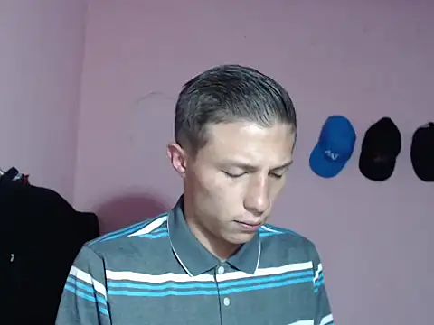 Snapshot of Cronos_Hot_8 chatting on 02/17/26, 08:55 Cronos Hot 8 online show from 02/17/26, 08:55