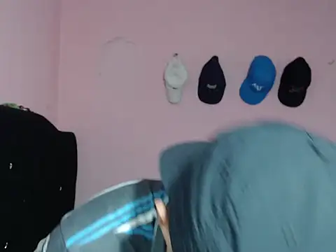 Snapshot of Cronos_Hot_8 chatting on 02/17/26, 09:54 Cronos Hot 8 online show from 02/17/26, 09:54