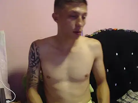 Snapshot of Cronos_Hot_8 chatting on 02/28/26, 05:03 Cronos Hot 8 online show from 02/28/26, 05:03