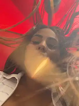 Snapshot of Noa_Harper- chatting on 01/31/26, 08:29 Noa Harper- online show from 01/31/26, 08:29