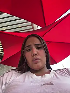 Snapshot of Noa_Harper- chatting on 02/04/26, 08:25 Noa Harper- online show from 02/04/26, 08:25