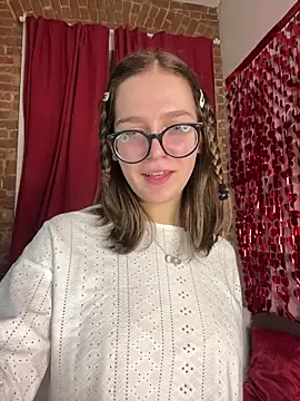 Snapshot of MyKittySayMeow chatting on 02/20/26, 10:21 MyKittySayMeow online show from 02/20/26, 10:21