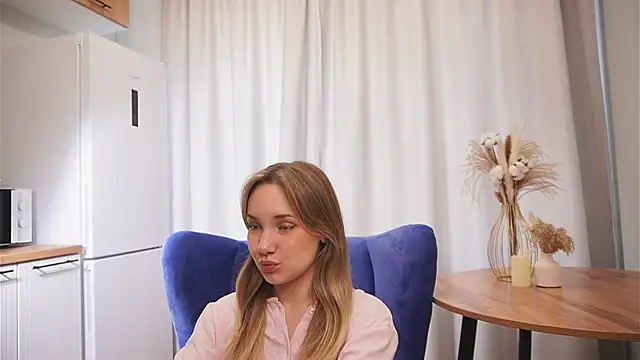 sialemy online show from 04/14/26, 04:07