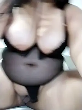 SamanthaStonee online show from 03/05/26, 11:45