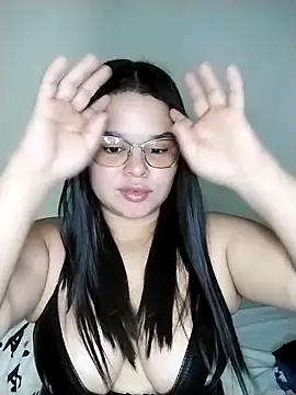 SamanthaStonee online show from 04/09/26, 04:12